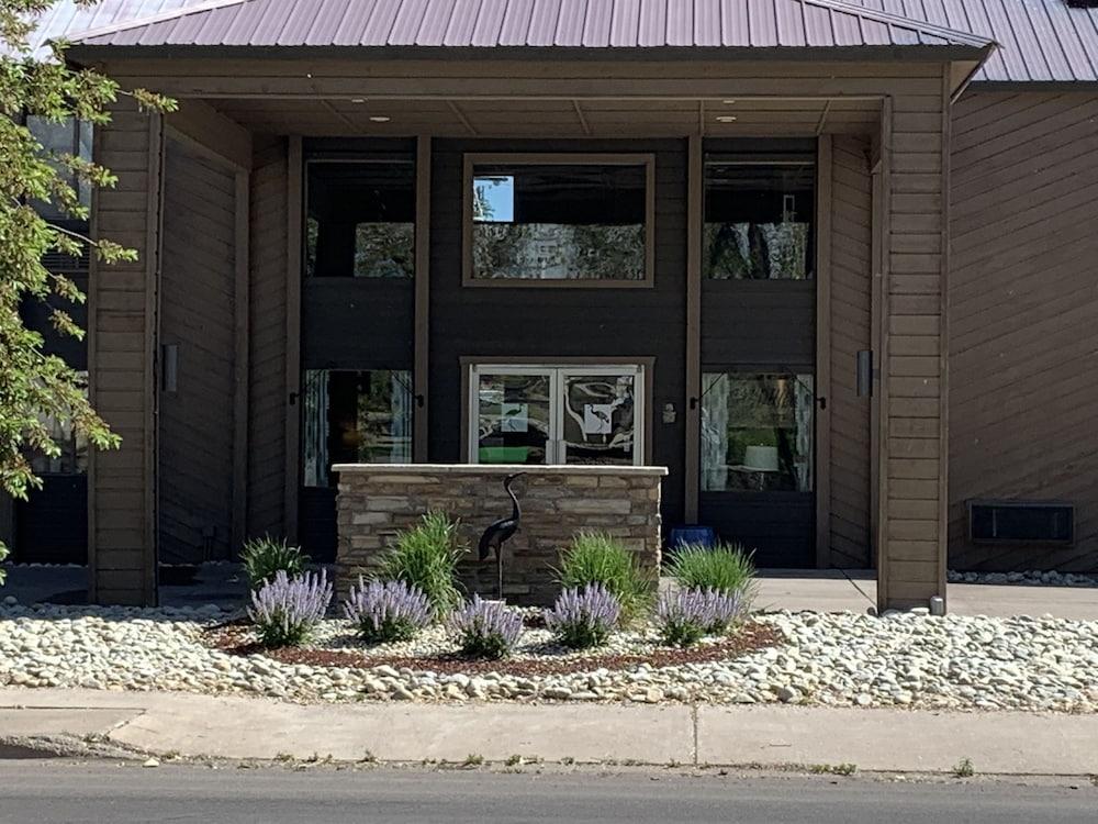 Baymont By Wyndham Monte Vista Hotel Exterior photo